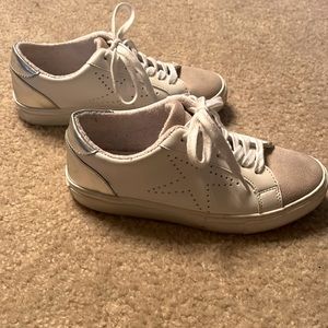 Steve Madden sneakers!